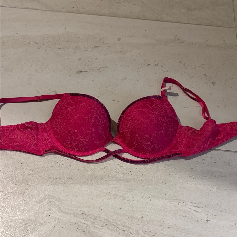 Victoria’s Secret Very Sexy Push Up Bra- Pink